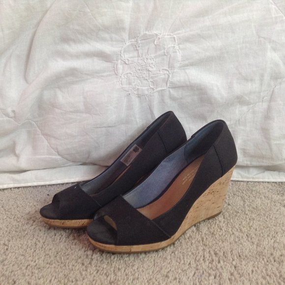 Toms Shoes - Toms Wedged